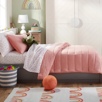 4'x5'6" Printed Rainbow Tufted Kids' Rug - Pillowfort™ 4 4'x5'6" Printed Rainbow Tufted Kids' Rug - Pillowfort™ - Image 4