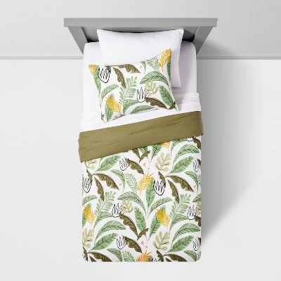 Botanical Garden Cotton Kids' Comforter Set Green - Pillowfort™ 2 Botanical Garden Cotton Kids' Comforter Set Green - Pillowfort™ - Image 2