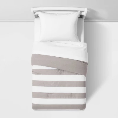 Rugby Striped Kids' Comforter Set - Pillowfort™ 4 Rugby Striped Kids' Comforter Set - Pillowfort™ - Image 4