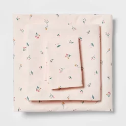 In The Garden Kids' Bedding Set With Sheets - Pillowfort™ 10 In The Garden Kids' Bedding Set With Sheets - Pillowfort™ -Mini Haven Shop GUEST df4a80be c6d3 4f45 9143 2919fe73e663